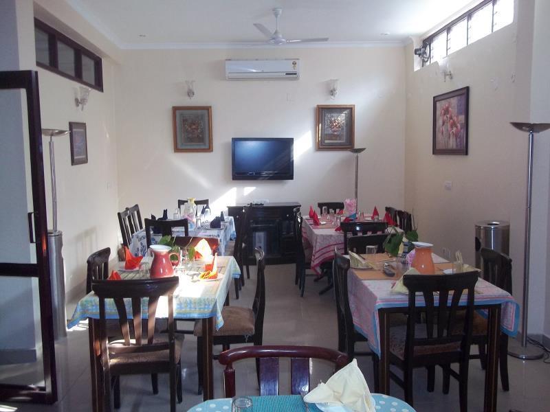 Гуруграм: Queens Apartments Gurgaon