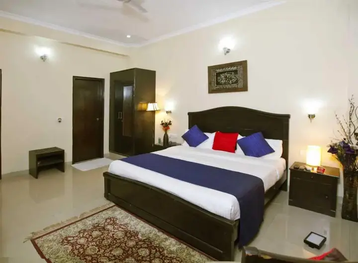 Гуруграм: Queens Apartments Gurgaon