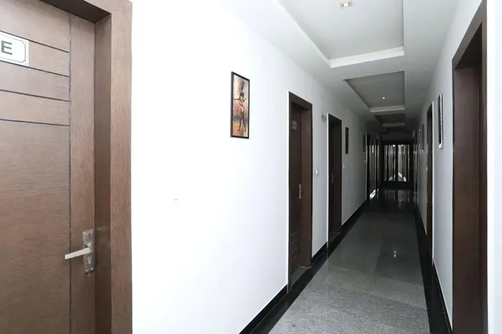 Агра: Hotel Riviera