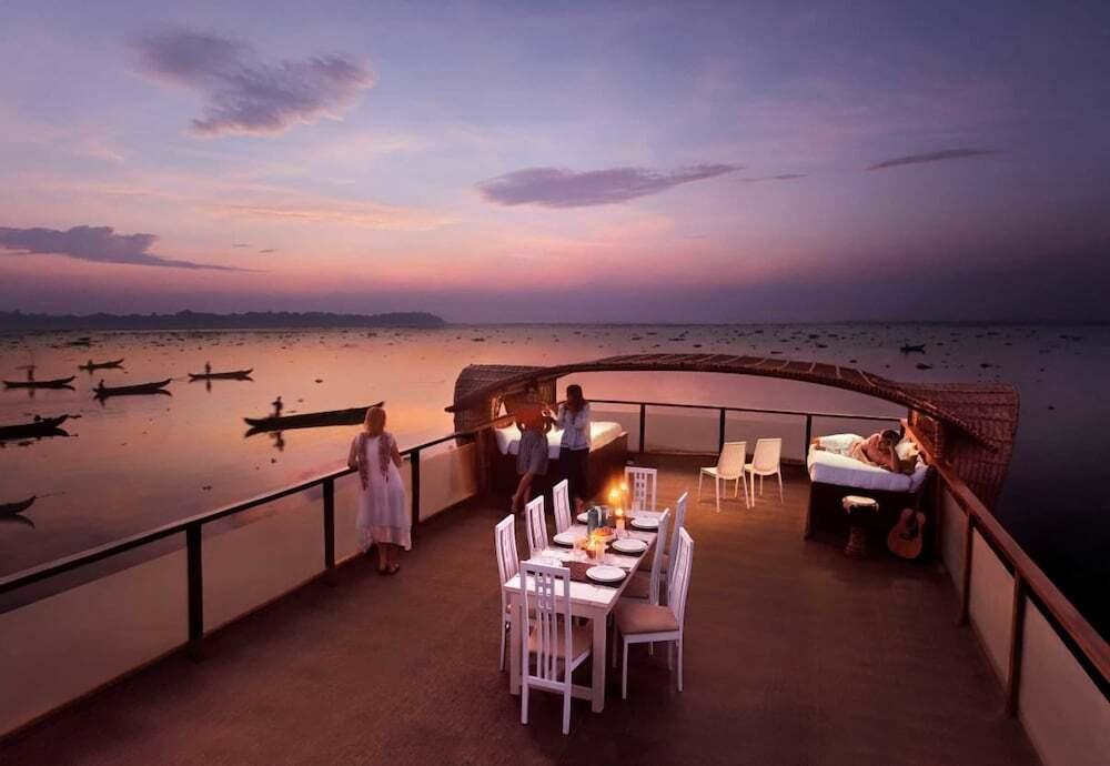 Аллеппи: Kerala Houseboats