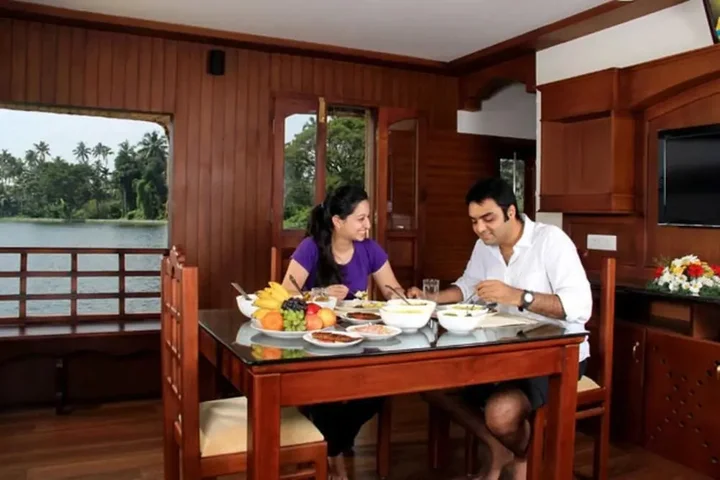 Аллеппи: Kerala Houseboats