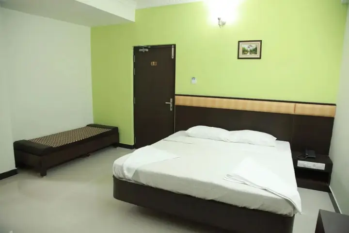 Пунди: Jeyam Residency