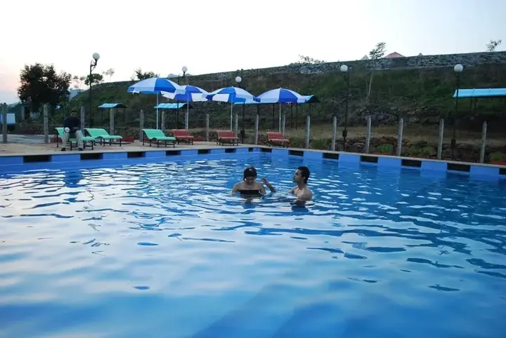 Камбаре Будрук: Mantra Resort