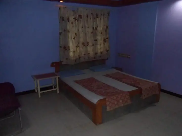 Сомнатх: Hotel Krishna