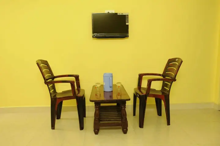 Тирупати: Sujan Residencys