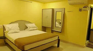 Тирупати: Sujan Residencys