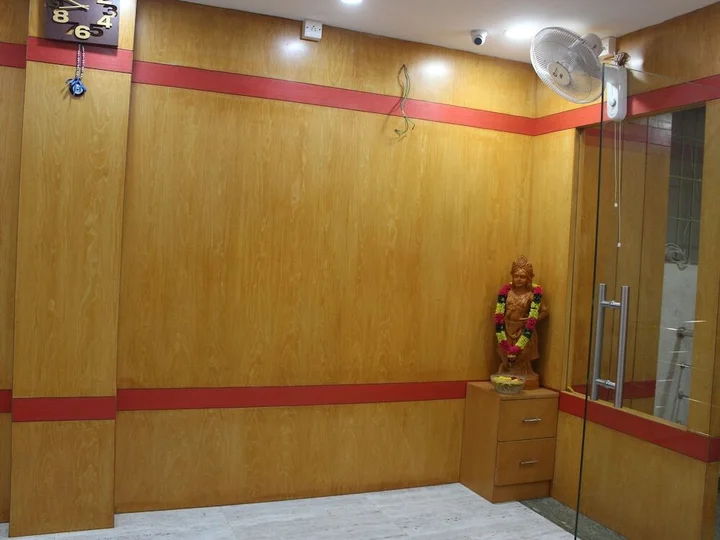 Тирупати: Sujan Residencys