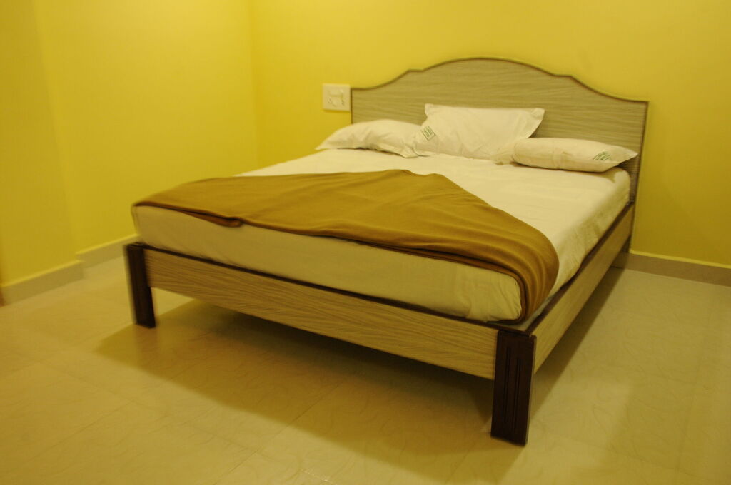 Тирупати: Sujan Residencys