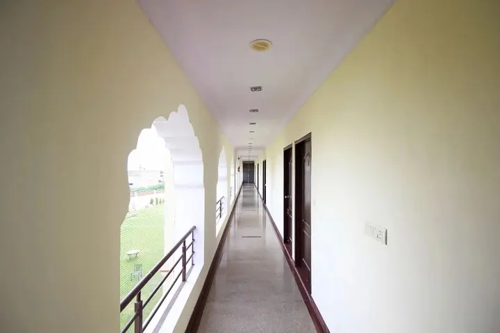 Джайпур: Roshan Haveli