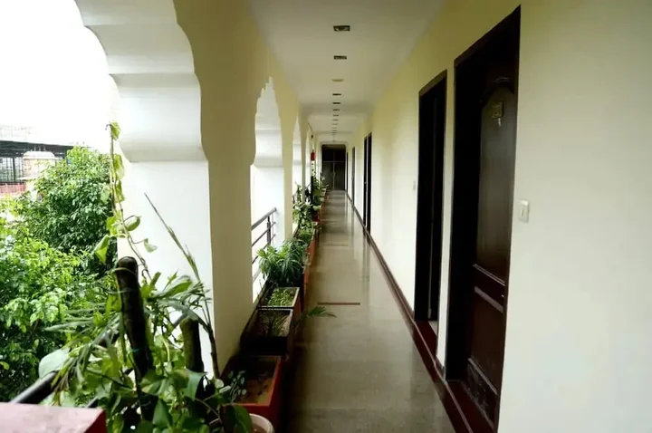 Джайпур: Roshan Haveli