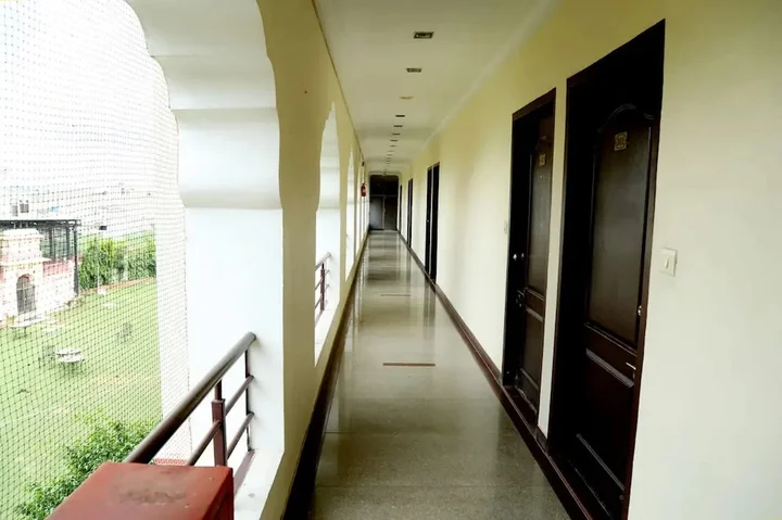 Джайпур: Roshan Haveli