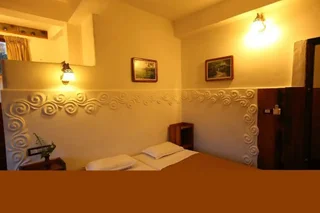 Кумили: Coffee Inn