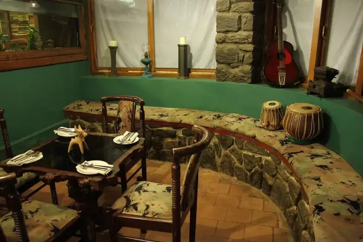 Кумили: Coffee Inn