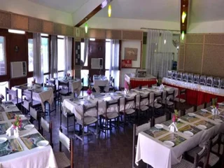 Фатехпур-Сикри: Hotel Bharatpur Ashok