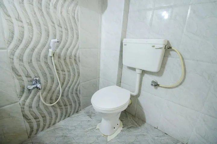 Бангалор: FabExpress Emirates Suites