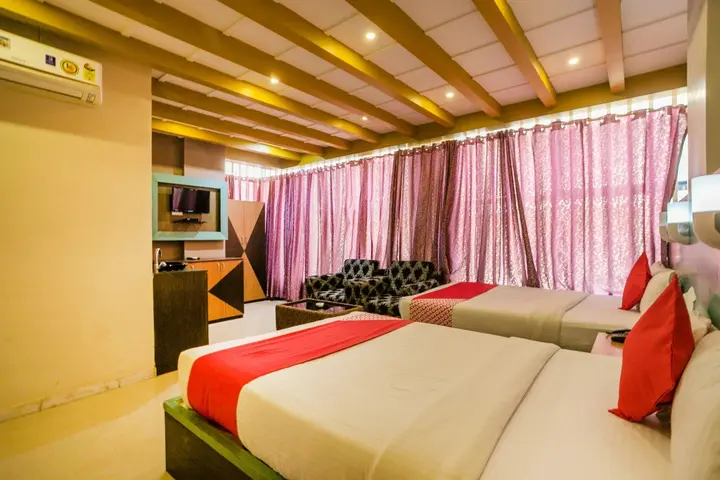 Бангалор: FabExpress Emirates Suites