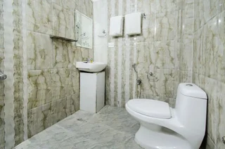 Бангалор: FabExpress Emirates Suites