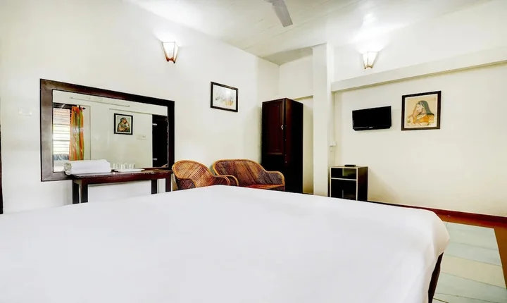 Ковалам: Shirleys Beach Hotel