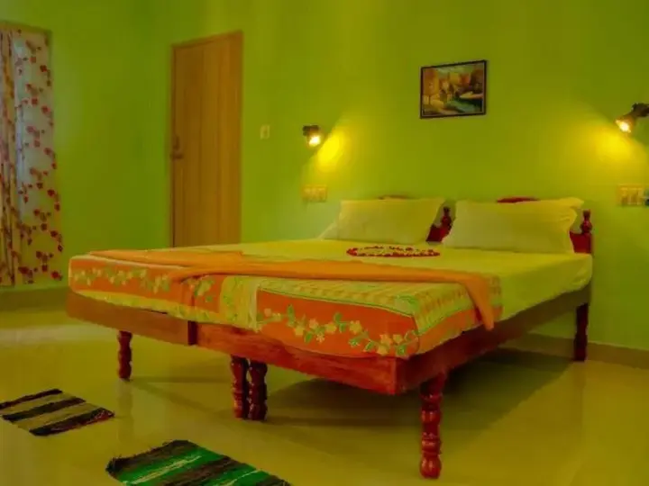 Ковалам: Shirleys Beach Hotel