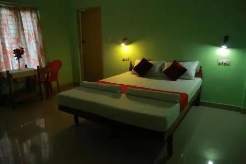 Ковалам: Shirleys Beach Hotel