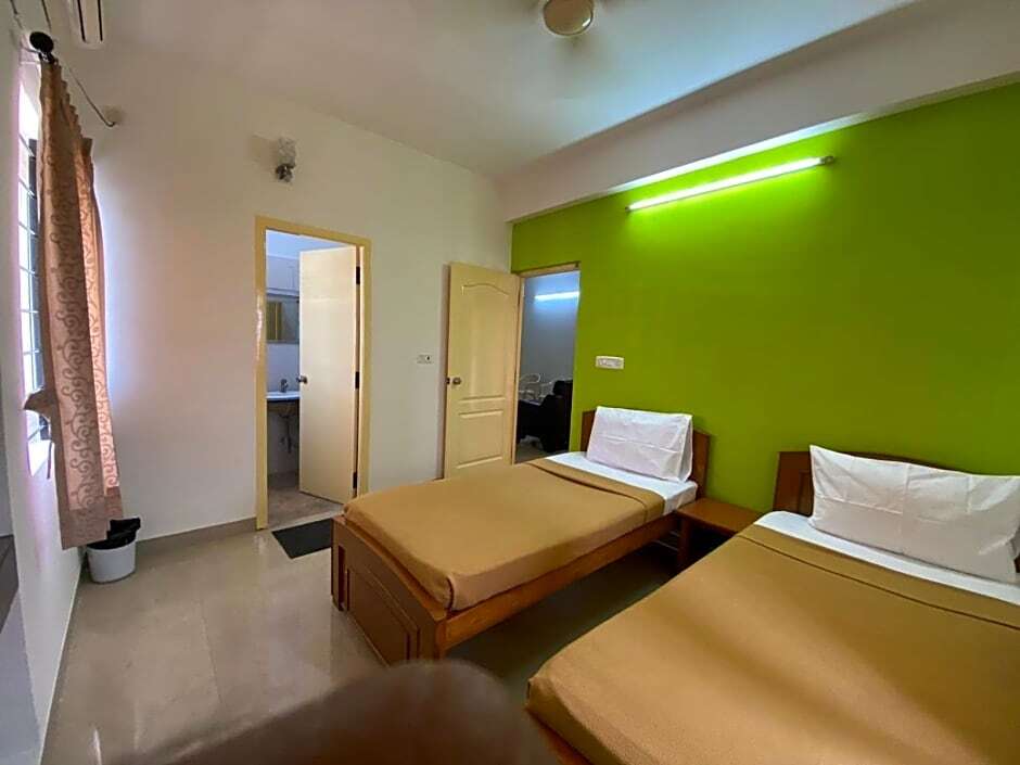 Коимбатур: ThulasiRams Service Apartments