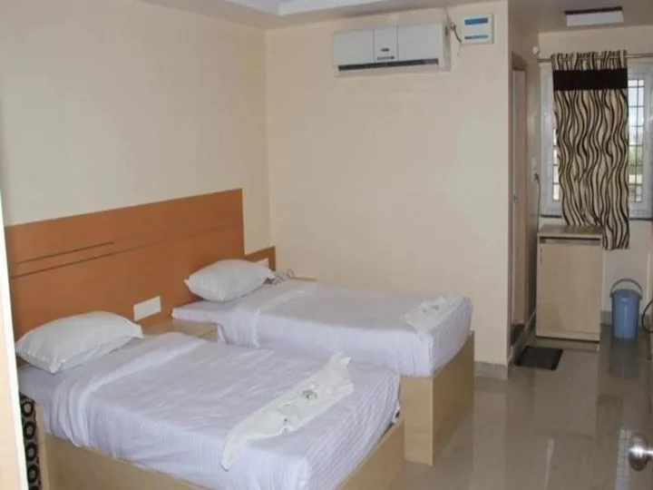 Хидерабад: OYO 13494 Hotel Nakshatra Inn