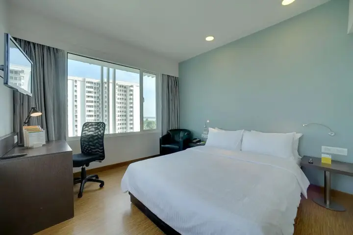 Эрамаллур: Keys Select by Lemon Tree Hotels, Kochi