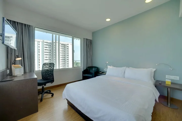 Эрамаллур: Keys Select by Lemon Tree Hotels, Kochi
