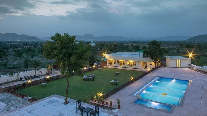 Удаипур: Hill Garden Retreat