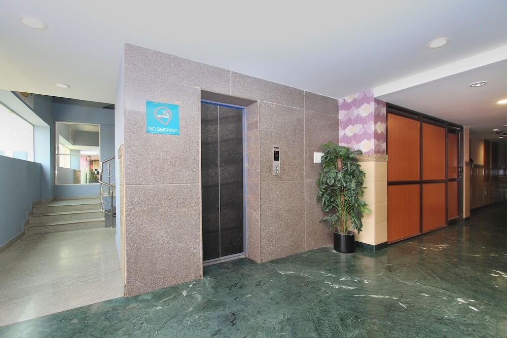 Бангалор: Adyar Anand Bhavan Nagawara Hotel