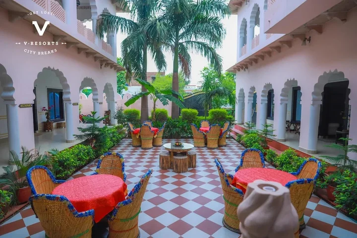 Фатехпур-Сикри: Hotel Kiran Vilas Palace