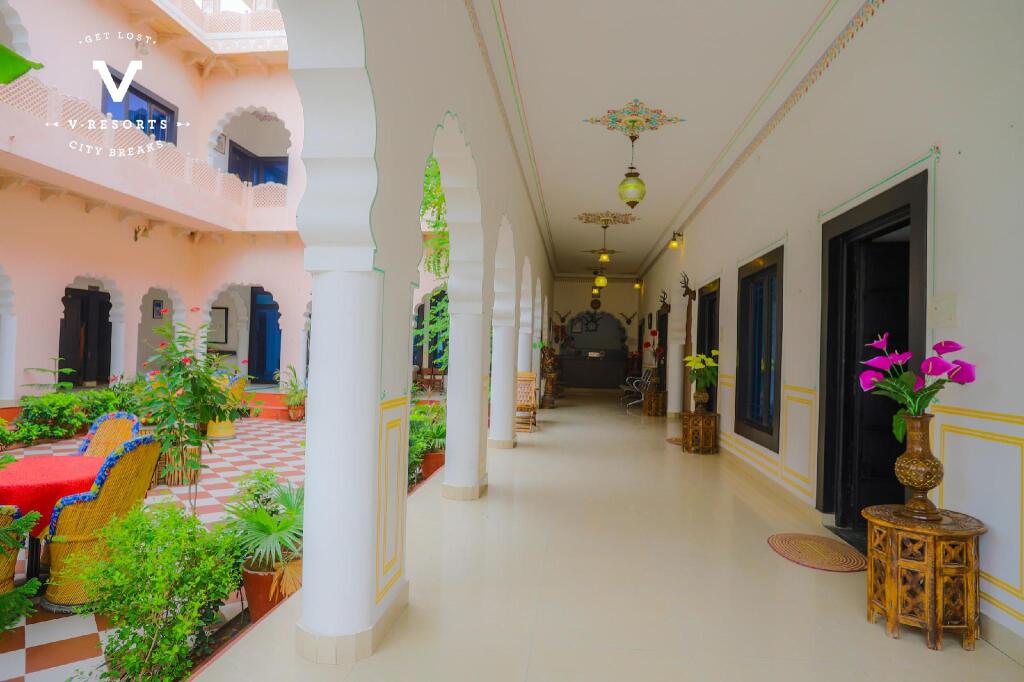 Hotel Kiran Vilas Palace — фото 2
