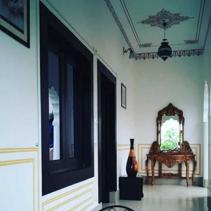 Фатехпур-Сикри: Hotel Kiran Vilas Palace