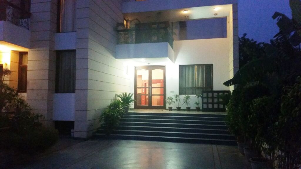 Гуруграм: Tavisha Villa