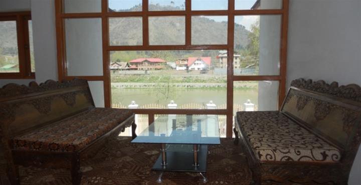 Шринагар: Hotel Royale Jannat