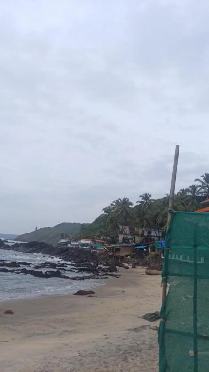 Арамбол: Goroomgo Om Ganesh Naik Cliff Side Guest House Goa