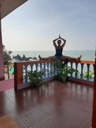 Арамбол: Goroomgo Om Ganesh Naik Cliff Side Guest House Goa