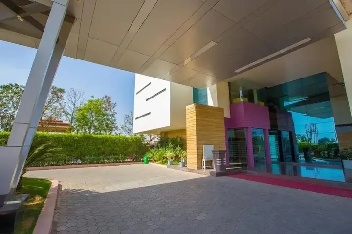 Индаур: Hotel Waterlily Indore