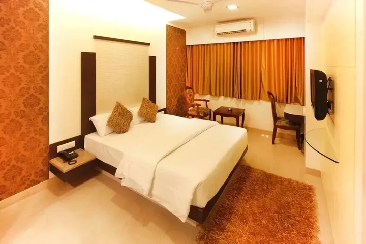Нашик: Hotel Seven Heaven
