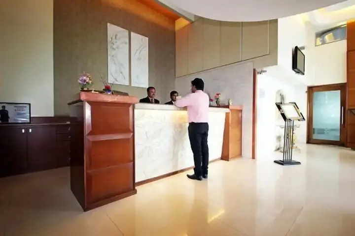 Нашик: Hotel Seven Heaven