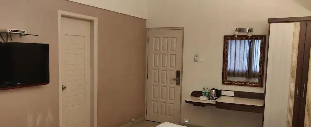 Нашик: Hotel Seven Heaven
