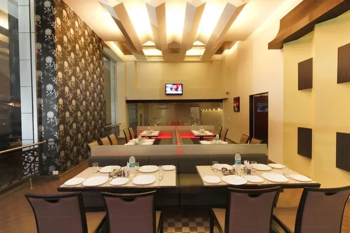 Нашик: Hotel Seven Heaven