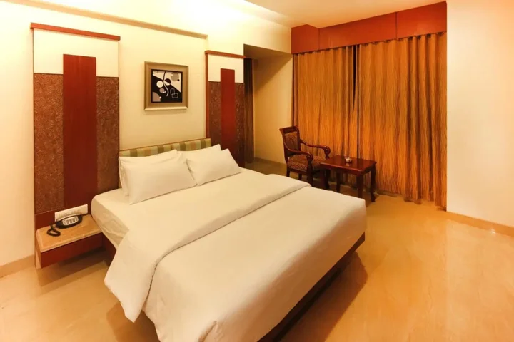 Нашик: Hotel Seven Heaven