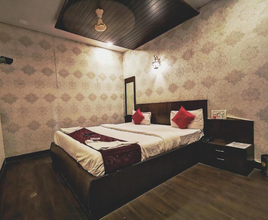 Нави-Мумбай: Sai Sharan Stay Inn