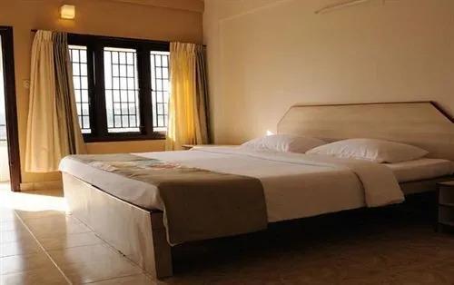 Ути: BKP Race View Hotel