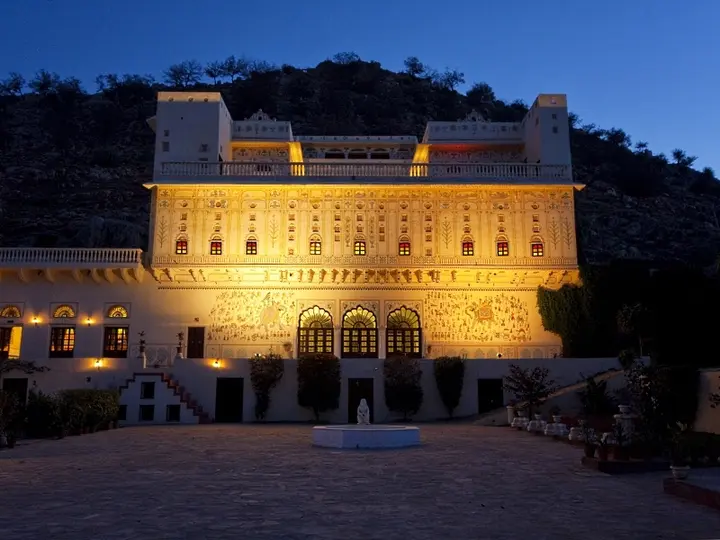 Хому: Bara Bungalow Kalwar, Jaipur - A Rosakue Collection