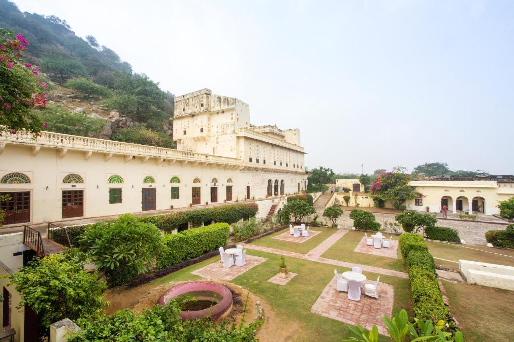Хому: Bara Bungalow Kalwar, Jaipur - A Rosakue Collection