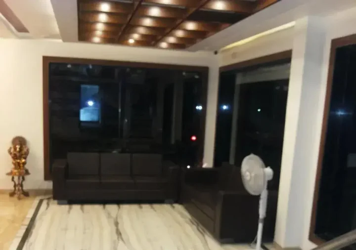 Бхопал: Hotel Sangat Plaza