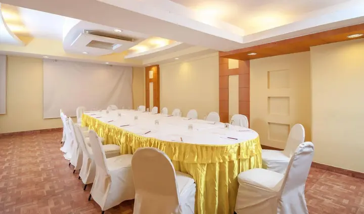 Маргао: Nanutel Margao
