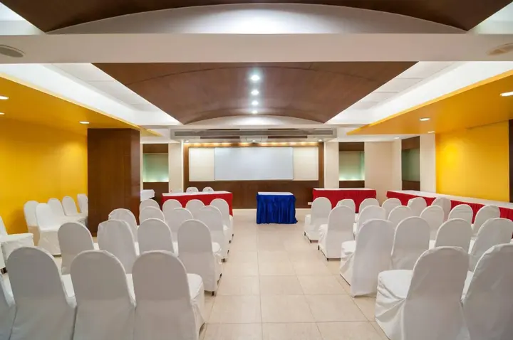 Маргао: Nanutel Margao